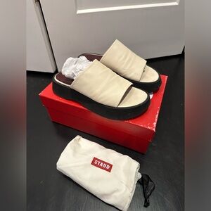 STAUD Alpine 3D flat form leather sandals white/cream size 37